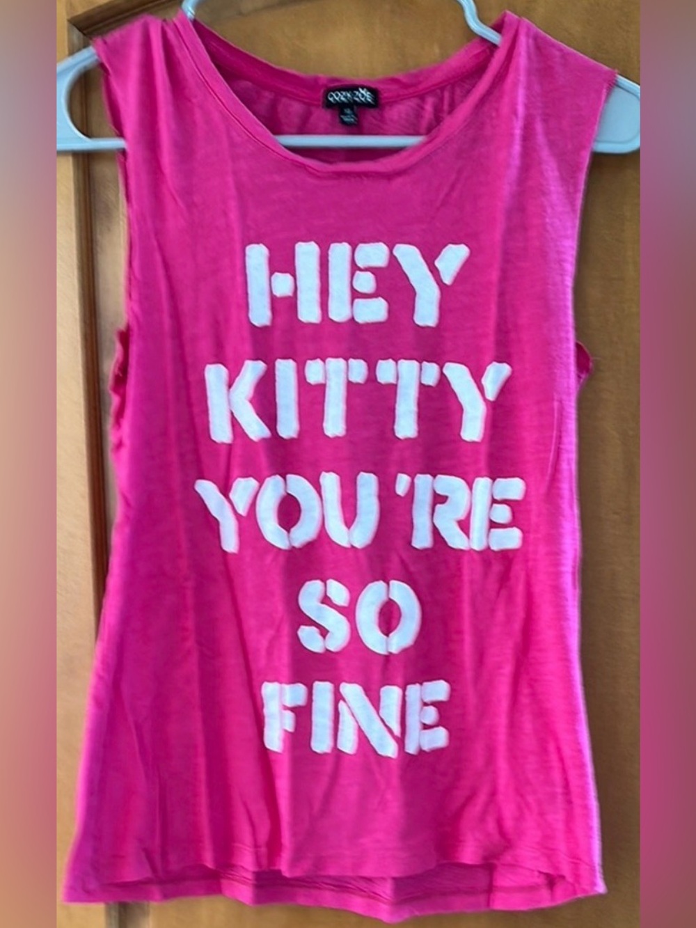 Cozy Zoe Hey Kitty You’re So Fine Hot Pink Graphic Tank Top Muscle Tee Size XS